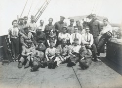 The crew of an Oinoussian steamer.